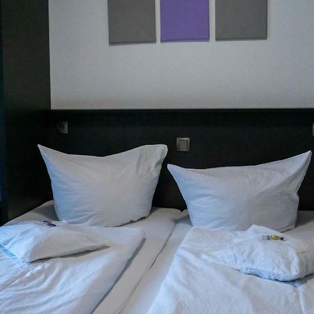 مندن Hotel Central المظهر الخارجي الصورة